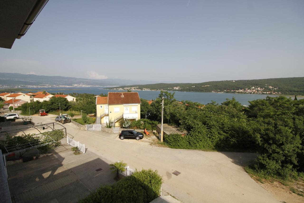 Apartments Klaudija Чизичі Екстер'єр фото